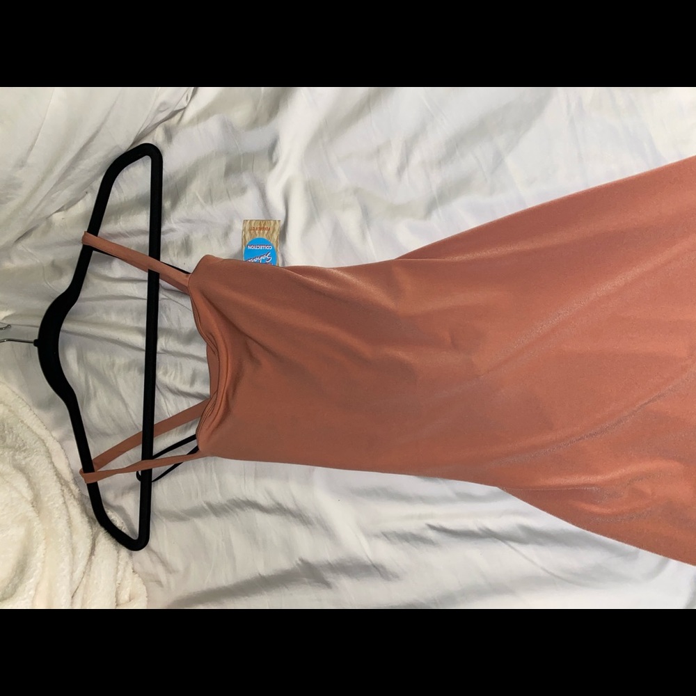 NWT DRESS - Picture 6 of 6